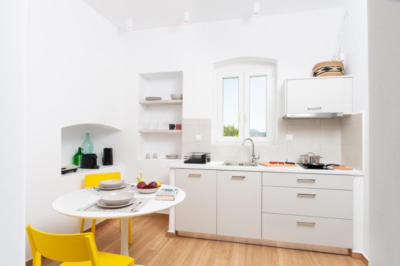 Haroto Suites Tripití Kültér fotó