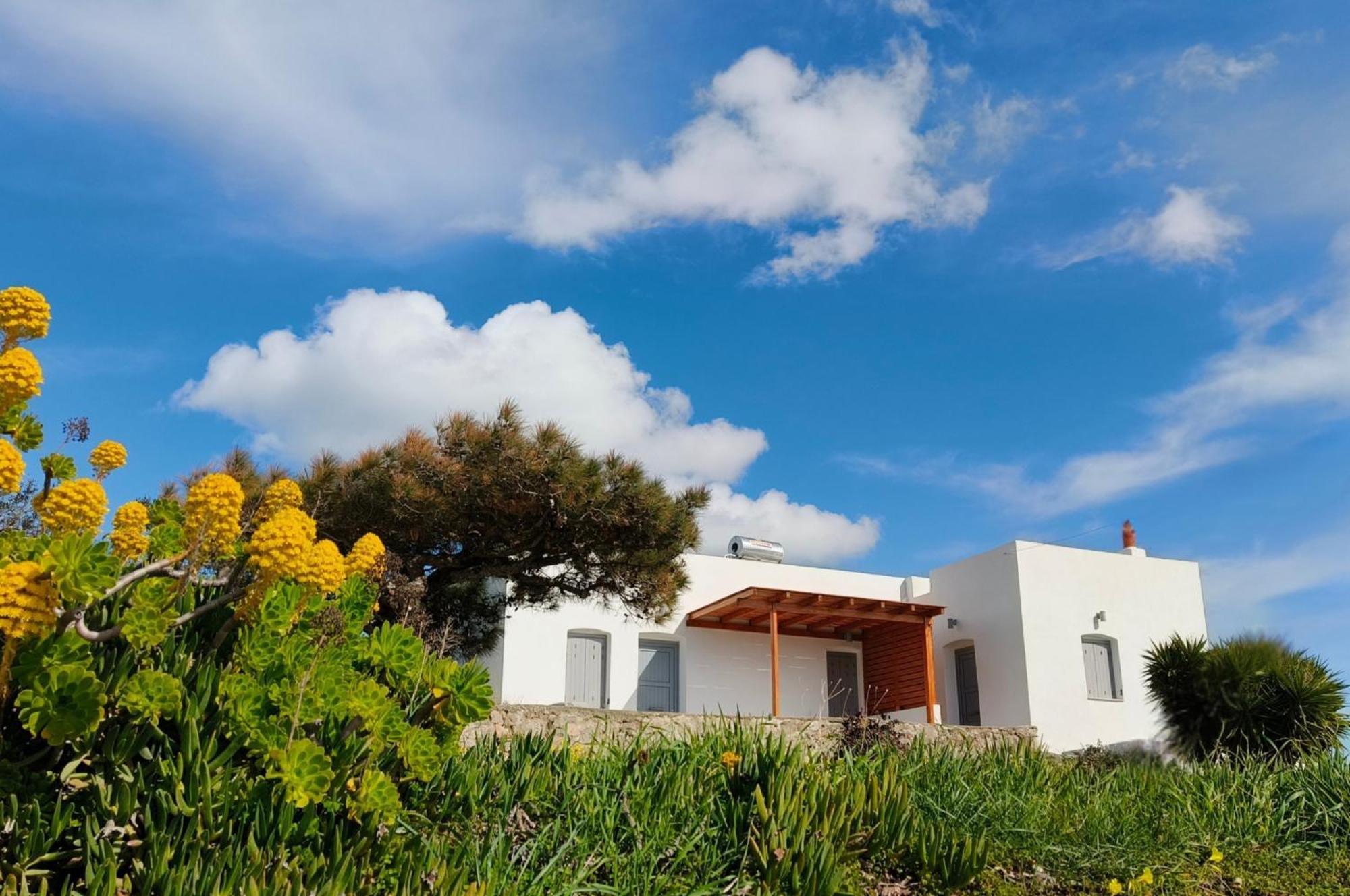 Haroto Suites Tripití Kültér fotó